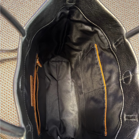 HOBO Silver Metallic Leather Shoulder Bag - Picture 8 of 8